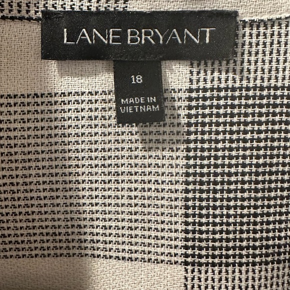 Lane Bryant Bell Sleeved button down blouse - Picture 4 of 4